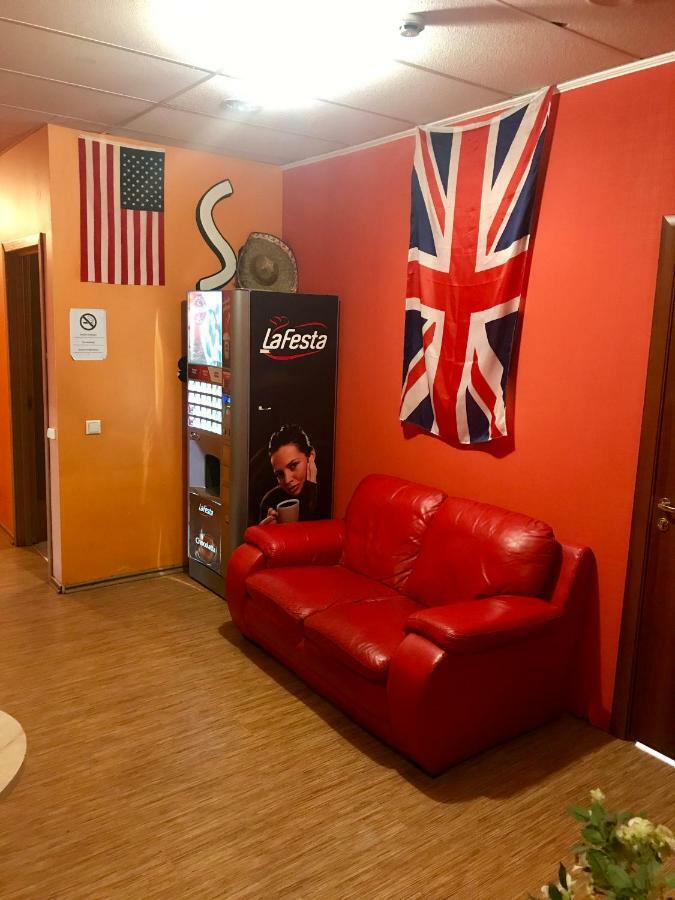 Baltic Hostel Рига Экстерьер фото